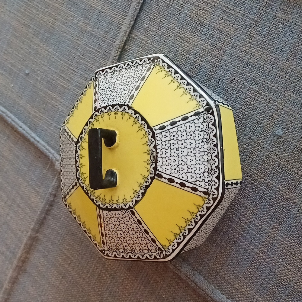 Cauldon Ware Porcelain covered dish 1930s Art Nouveau England